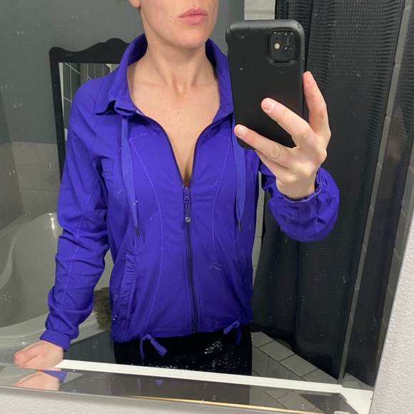 Lululemon running jacket - Picture 2 of 6